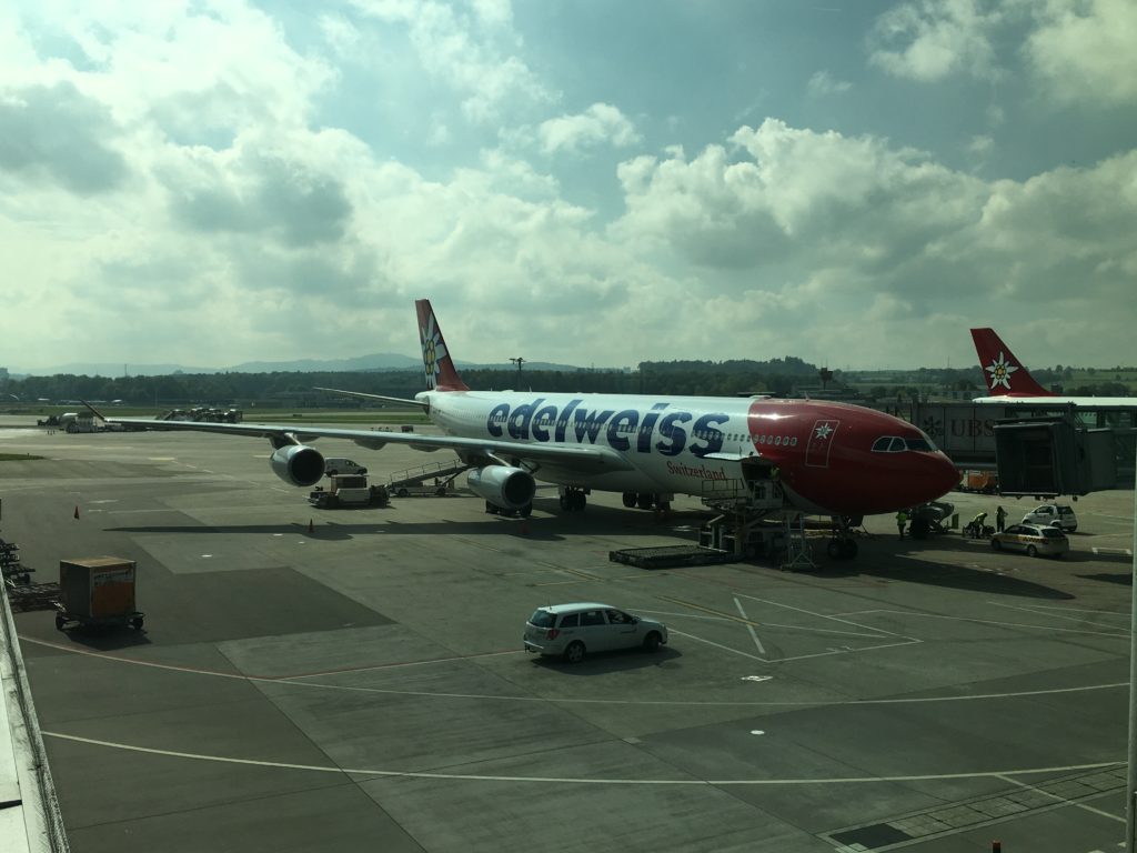 Airbus A340-300 Edelweiss